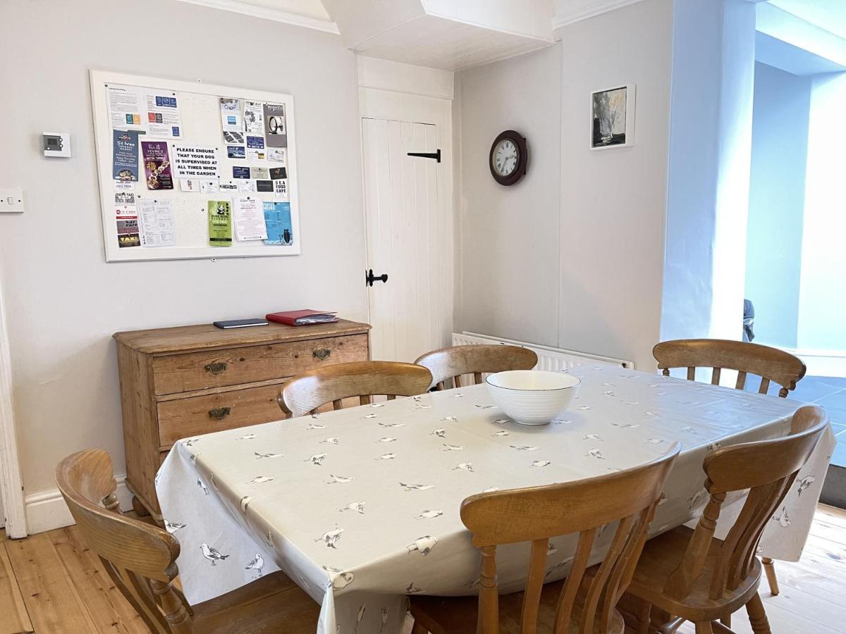 37 Trenwith Place, Charming Family Home & Garden! St Ives Екстериор снимка